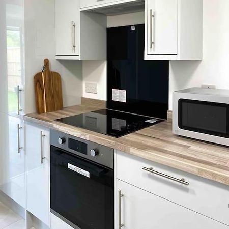 Modern Flat Near Train Station With Free Parking Apartment Cambridge  Luaran gambar