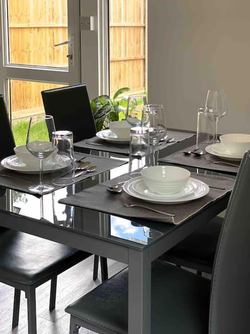 Modern Flat Near Train Station With Free Parking Apartment Cambridge  Luaran gambar