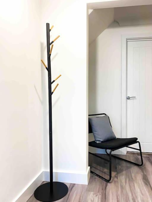 Modern Flat Near Train Station With Free Parking Apartment Cambridge  Luaran gambar